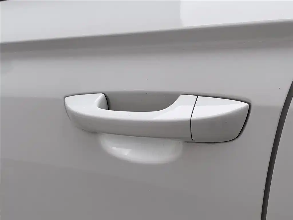 Volkswagen Bora 2017 1.6L Automatic Comfort фото 18