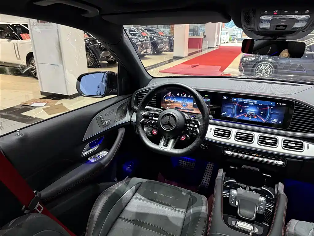 Mercedes-Benz GLE AMG 2025 Facelift AMG GLE 53 4MATIC+ фото 27
