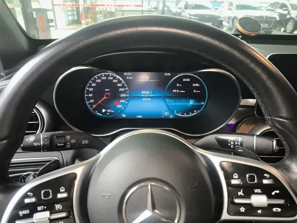 Mercedes-Benz GLC 2020 Facelift GLC 300 L 4MATIC Dynamic фото 12