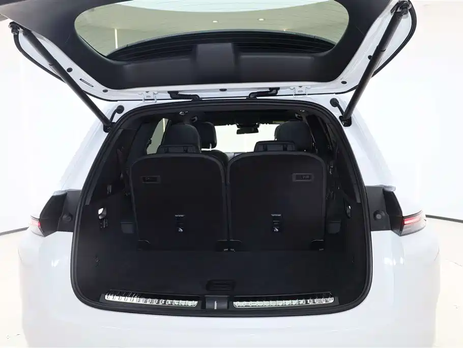 Li Auto Li L8 2026 2025 Max Smart Renewal Edition