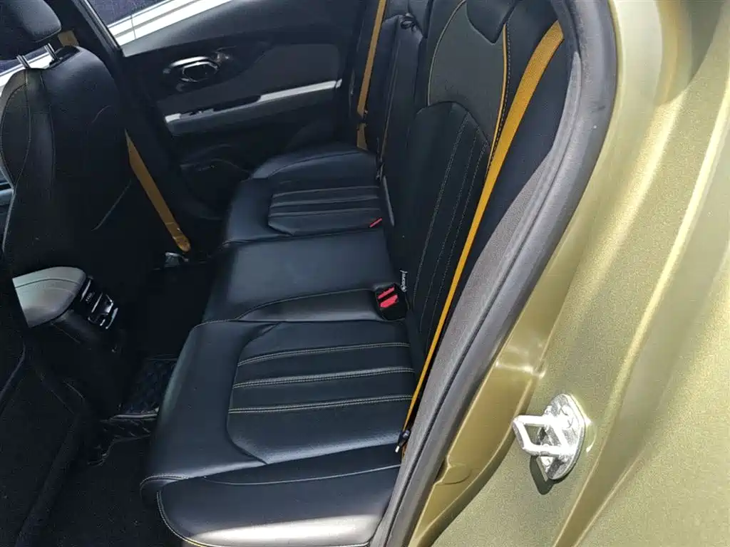 GAC Trumpchi Trumpchi Emkoo 2021 270T DCT J16 Edition фото 17