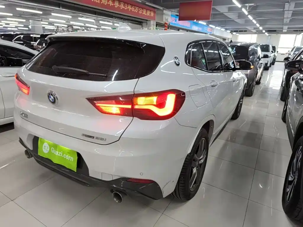 BMW X2