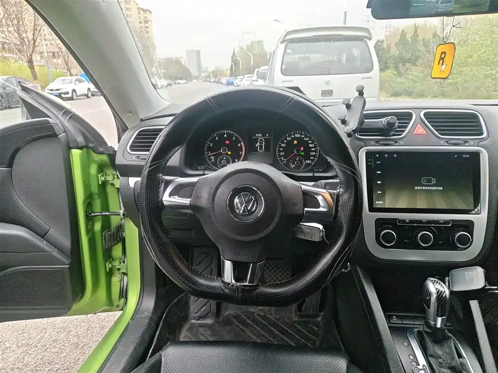Volkswagen Scirocco 2014 1.4TSI Racing Edition фото 3