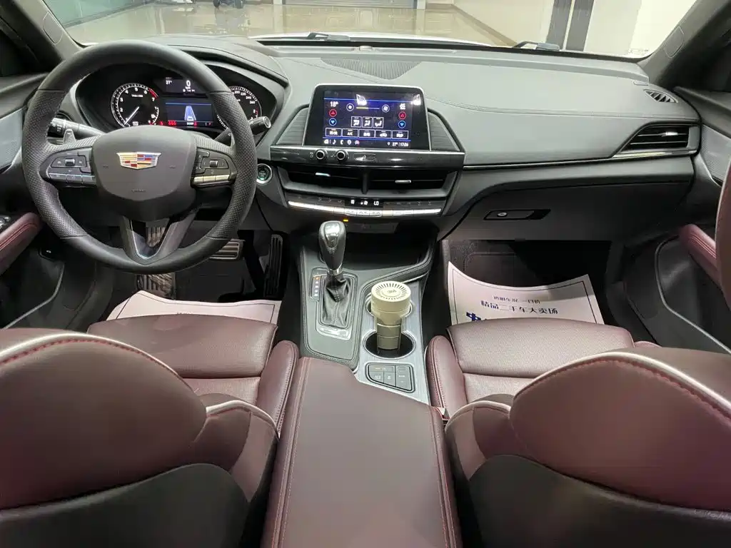 Cadillac CT4 2023 2022 28T Premium