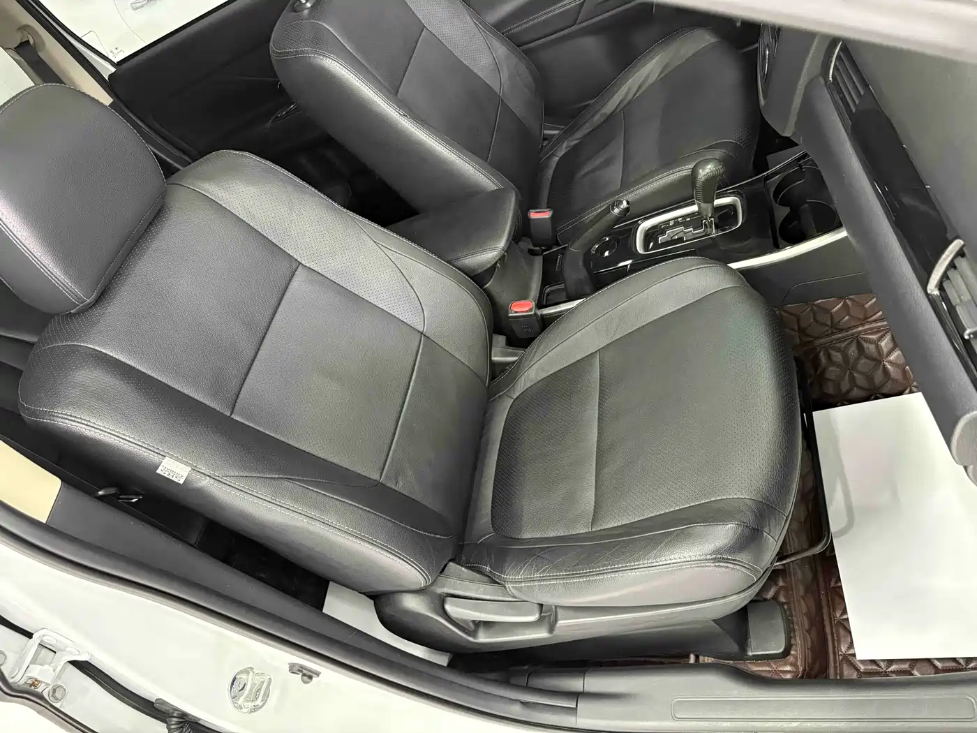 Mitsubishi Outlander 2018 2.0L 2WD Glory Edition 5-seater фото 19