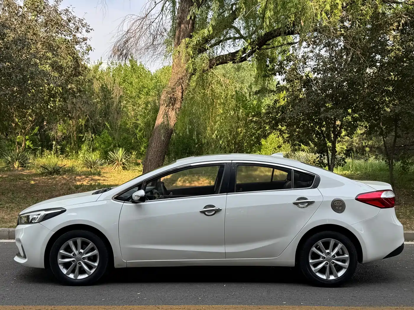Kia K3 2016 1.6L Automatic GLS фото 3