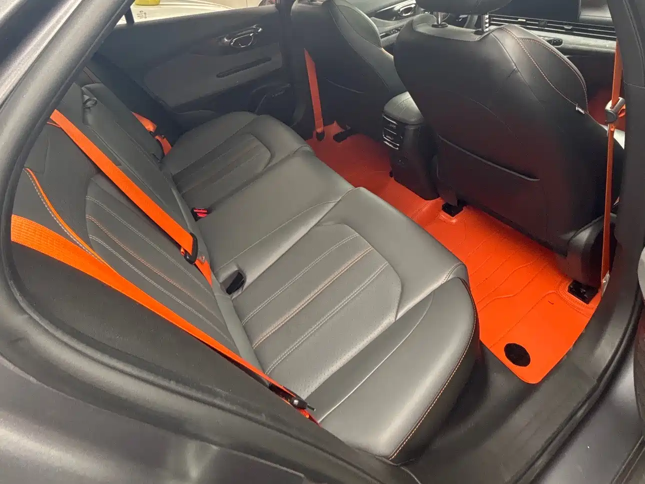 GAC Trumpchi Trumpchi Emkoo 2022 270T DCT J16 R-style Track Edition фото 15
