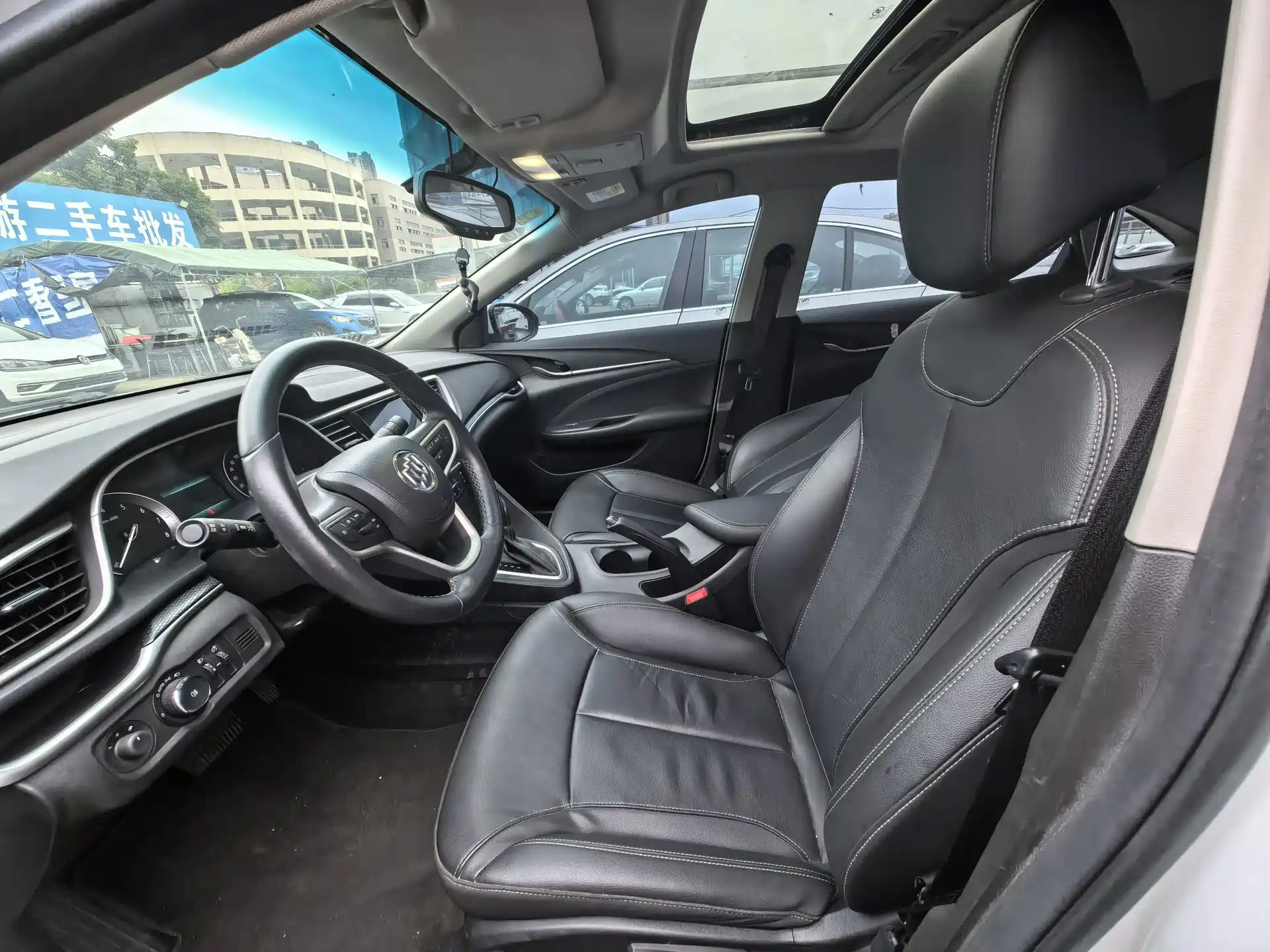 Фото 7 - Buick Excelle
