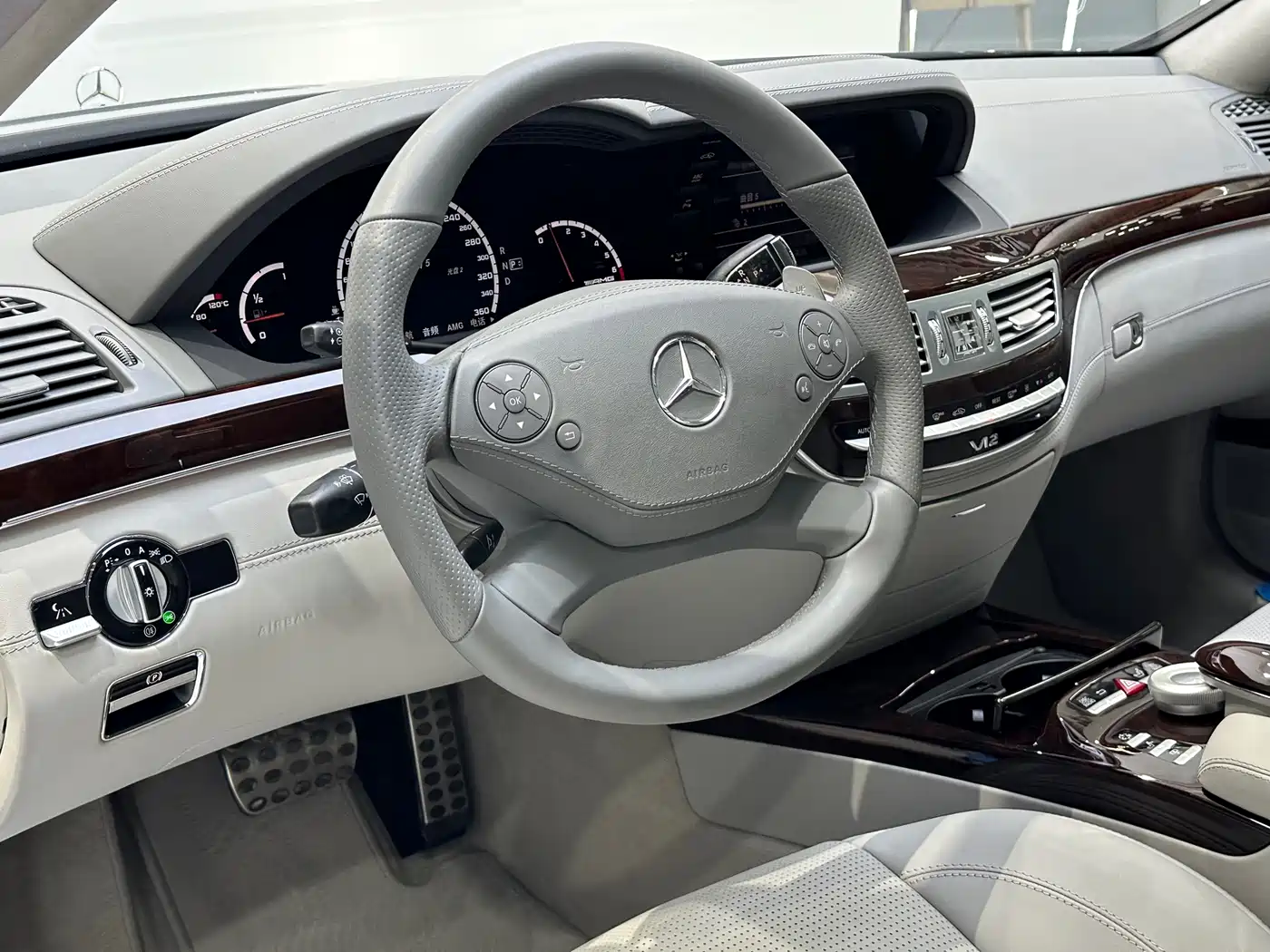 Mercedes-Benz S-Class AMG 2013 AMG S 65 L Grand Edition фото 8