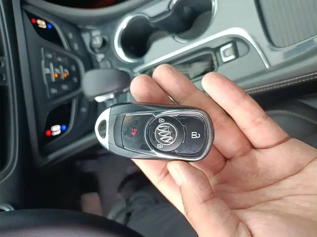 Buick Envision Plus 2015 20T 2WD Leading фото 17