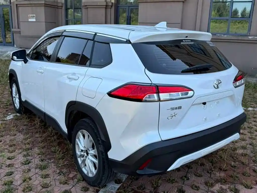 Toyota Corolla Cross 2022 2.0L Luxury Edition фото 6