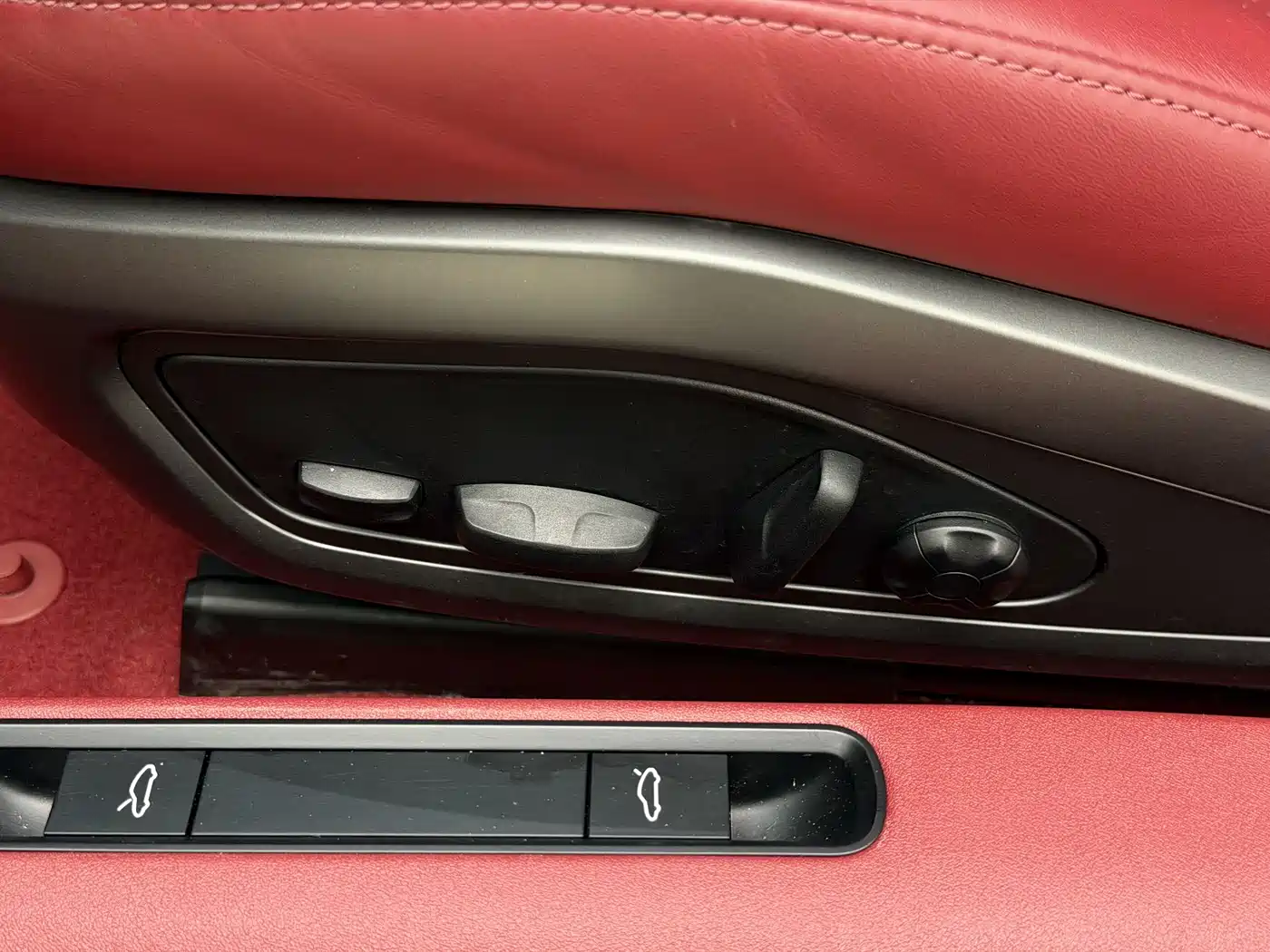 Porsche 911 2023 Carrera 3.0T фото 10