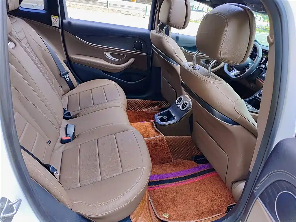 Mercedes-Benz E-Class 2021 E 300 L Sport Fashion фото 11