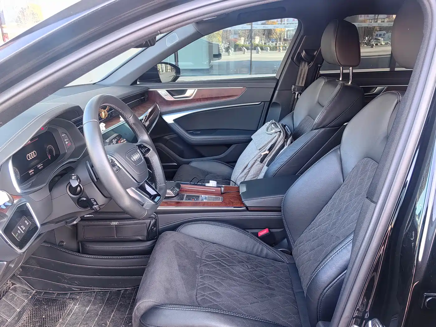 Audi A6L 2023 55 TFSI quattro Premium Dynamic фото 5
