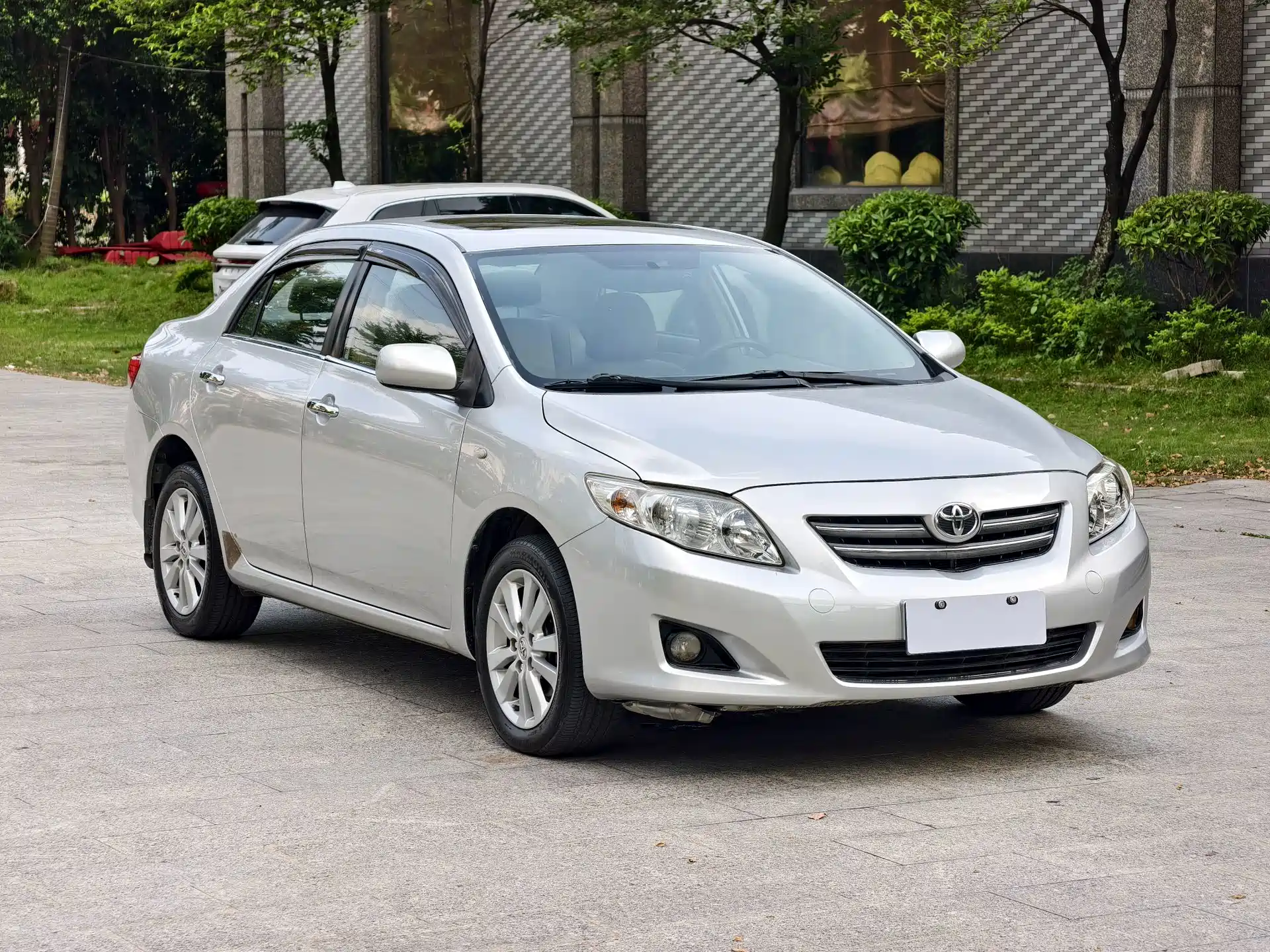 Photo 3 - Toyota Corolla
