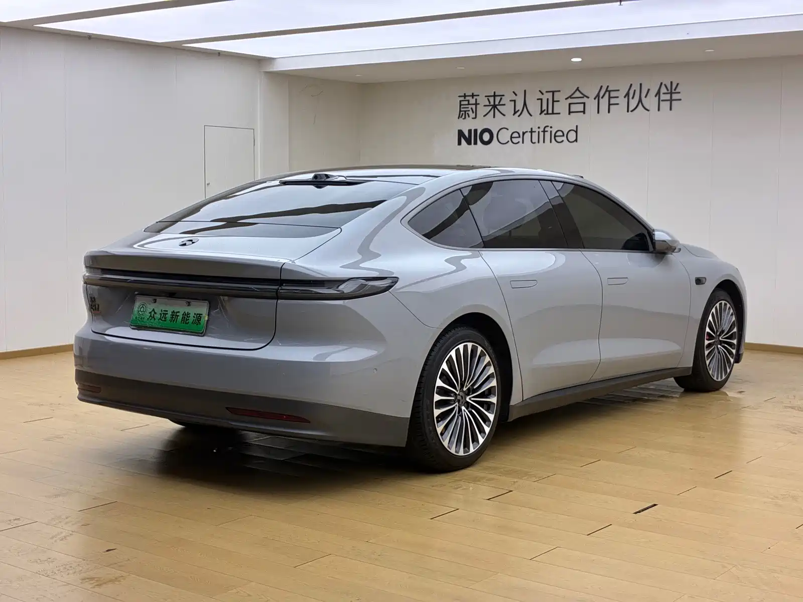 Фото 6 - NIO ET7