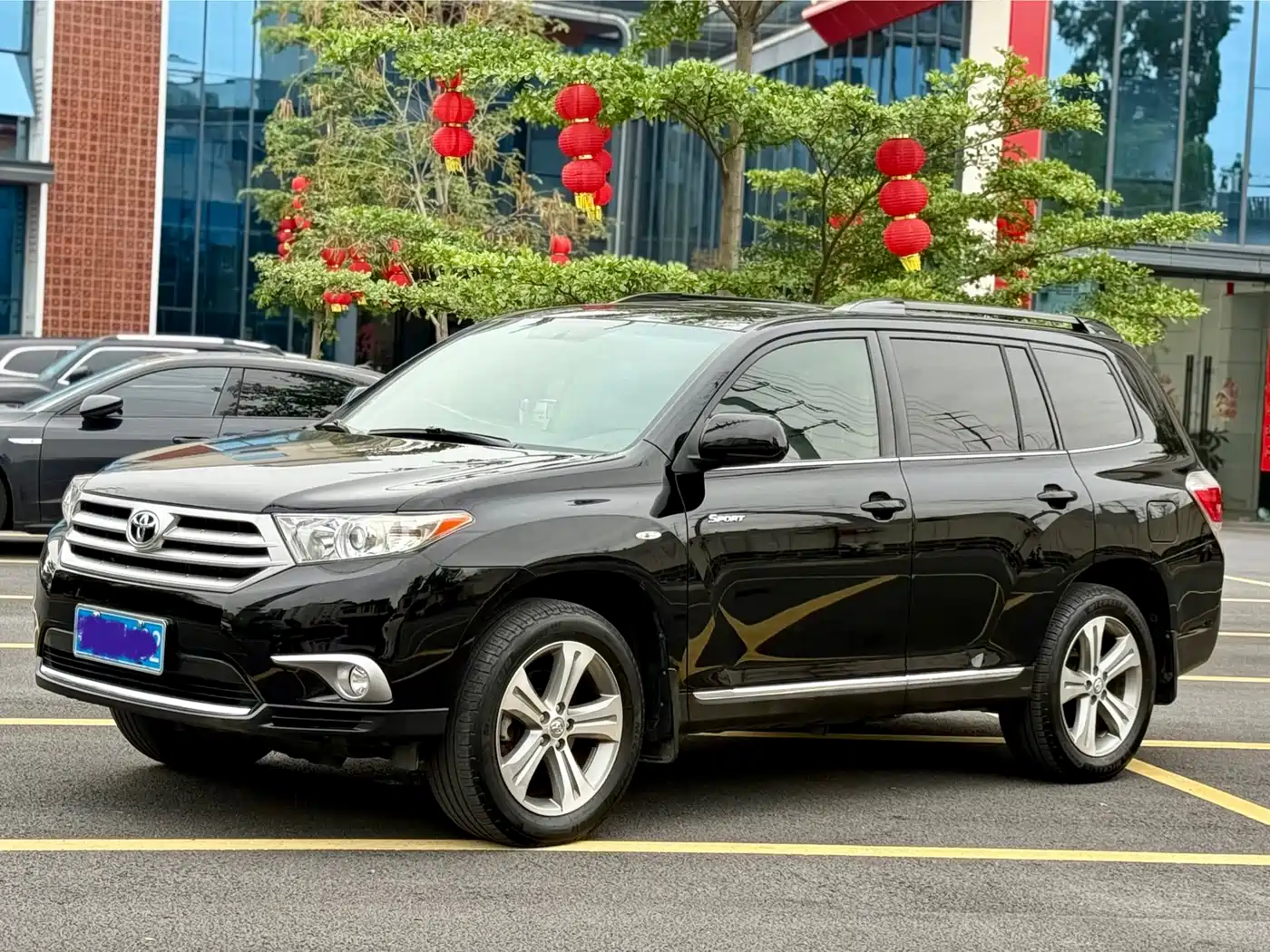 Toyota Highlander 2012 2.7L 2WD 7-Seater Luxury Edition фото 9