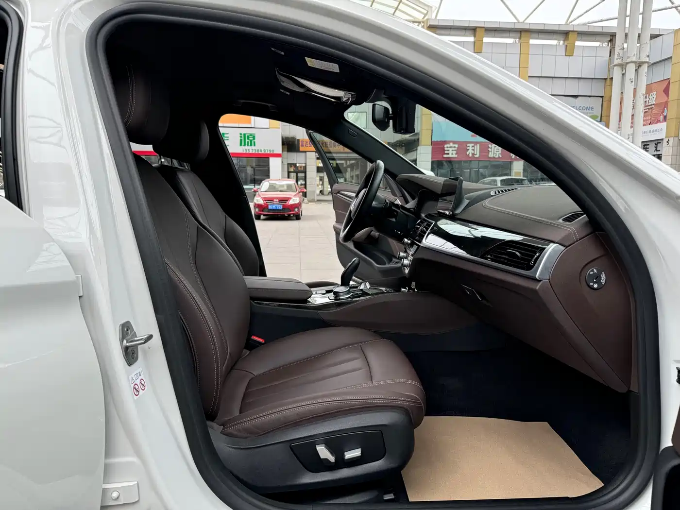 BMW 5 Series 2020 525Li M Sport Package фото 20