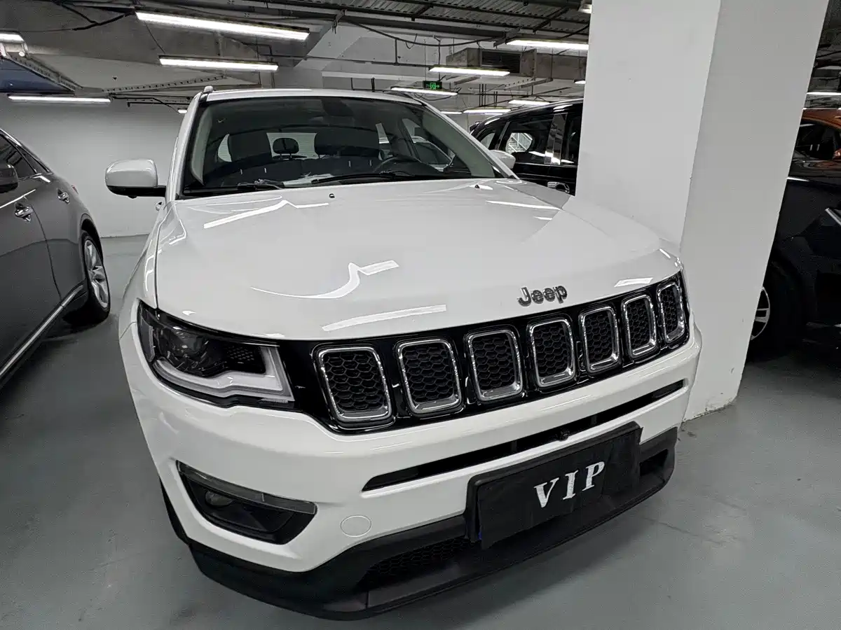 صورة 3 - Jeep Compass