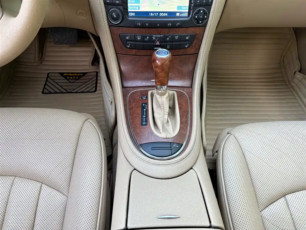 Mercedes-Benz CLS 2008 CLS 350 фото 7