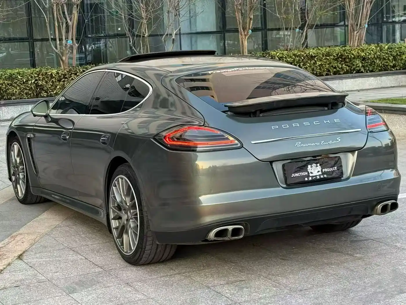 Porsche Panamera 2010 Model Panamera 4S 4.8L фото 3