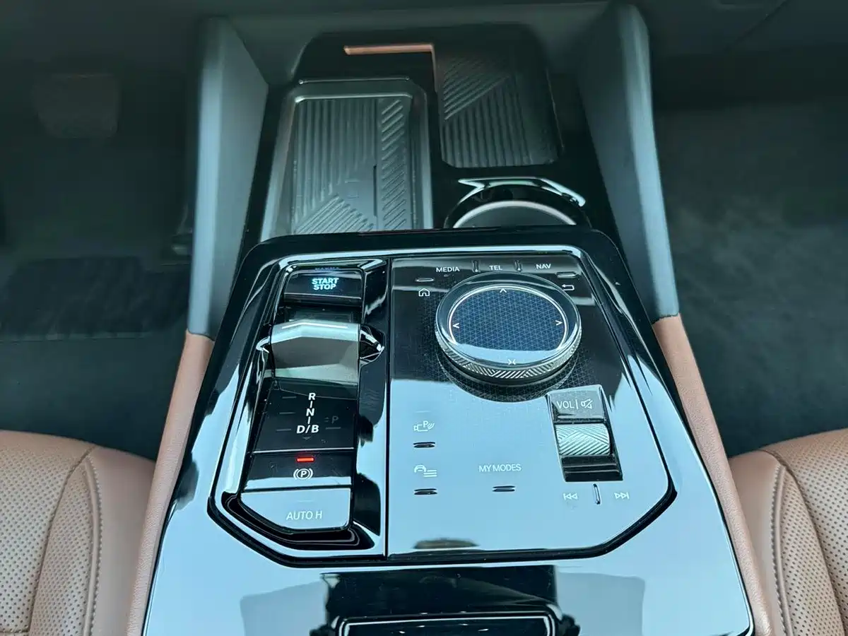 BMW i5 2026 2024 eDrive 35L M Sport Package