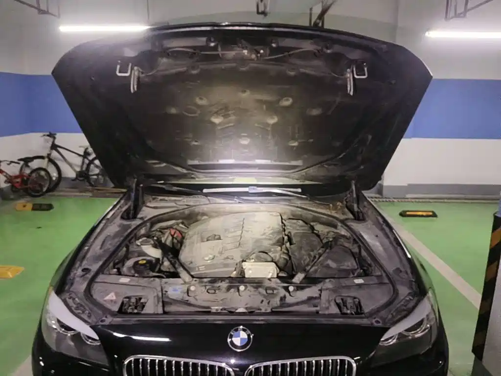 Photo 9 - BMW 5 Series
