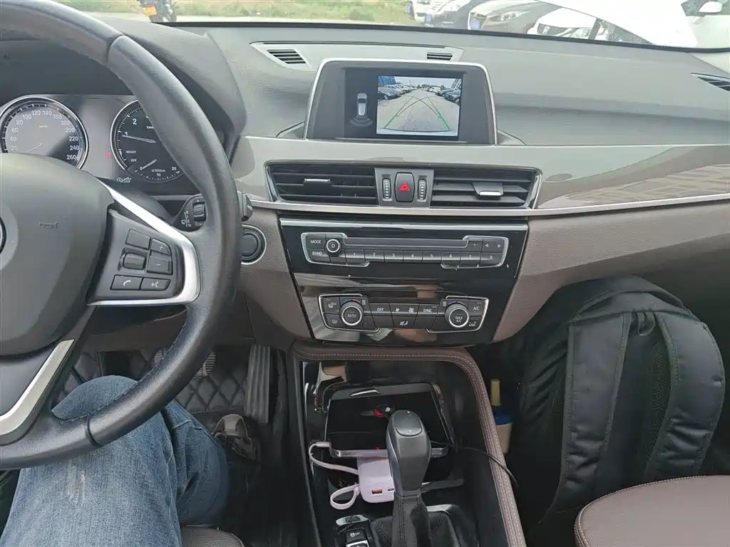 BMW X1 2019 sDrive18Li Premium Model фото 3
