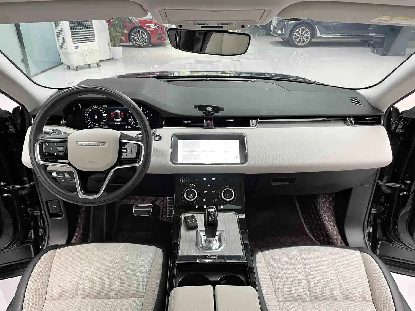 Фото 4 - Land Rover Range Rover Evoque