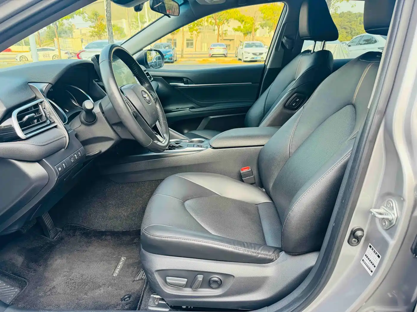 Toyota Camry 2021 2.0G Luxury Edition фото 6