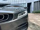 Фото 4 - Geely Borui