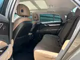 Фото 8 - Geely Borui