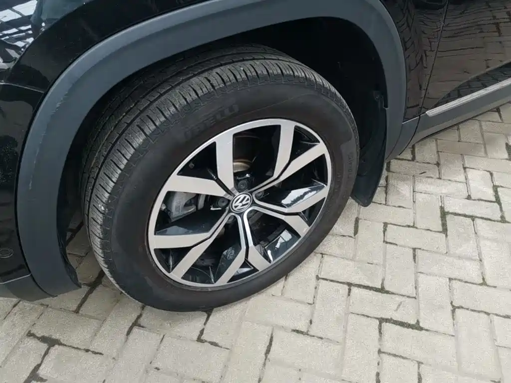 Volkswagen Teramont 2020 530 V6 AWD Luxury Edition China V фото 23
