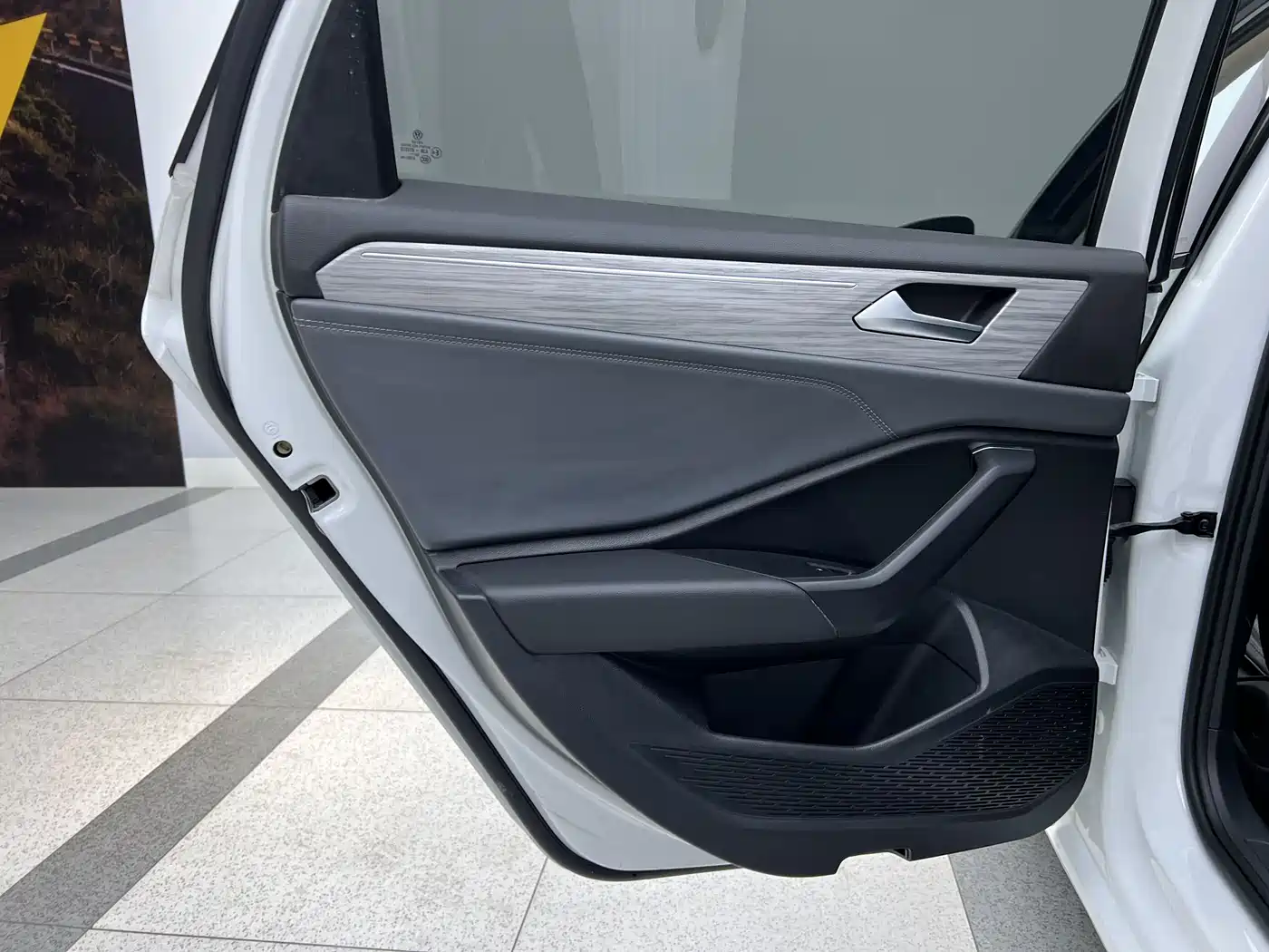 Volkswagen Sagitar 2023 280TSI DSG Beyond Lite фото 5
