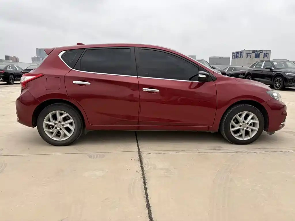 Nissan Tiida, миниатюра 5