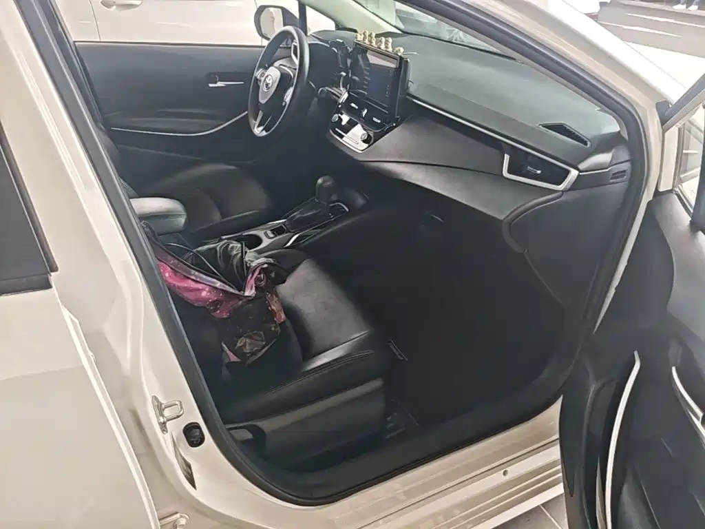 Toyota Corolla 2023 2021 Hybrid 1.8L E-CVT Elite Edition