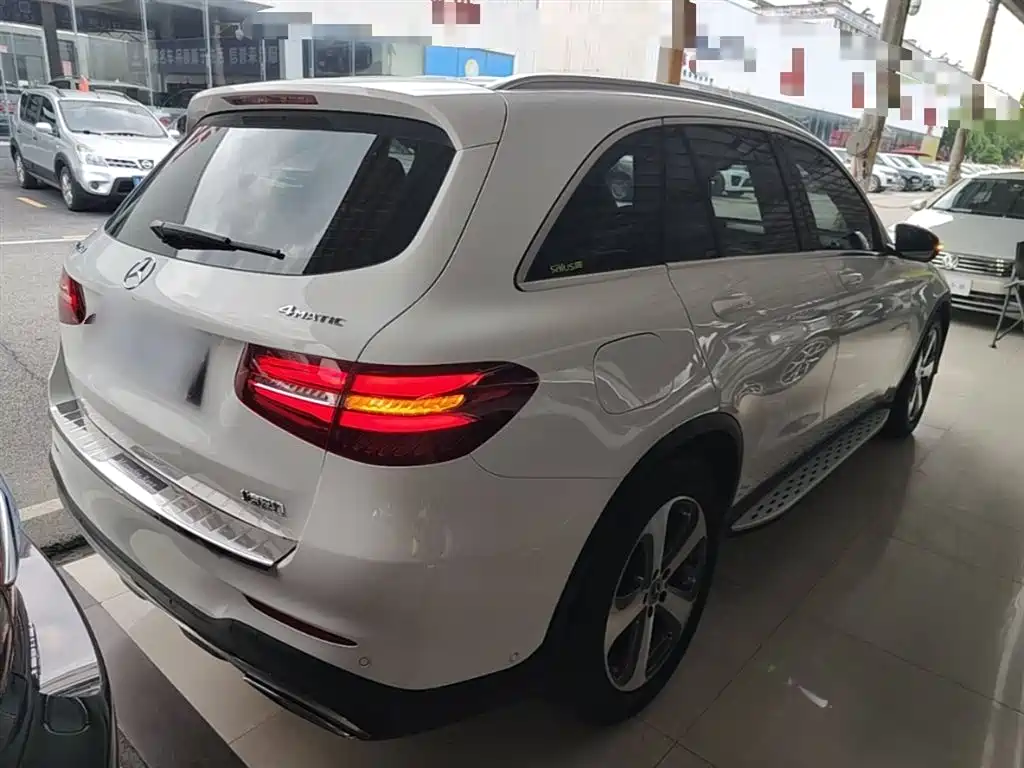 Mercedes-Benz GLC 2017 GLC 260 4MATIC Luxury фото 7