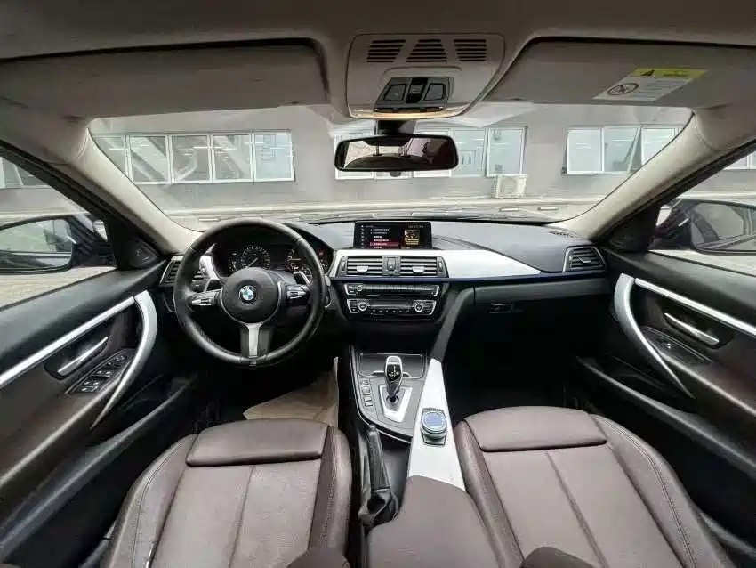 Фото 4 - BMW 3 Series