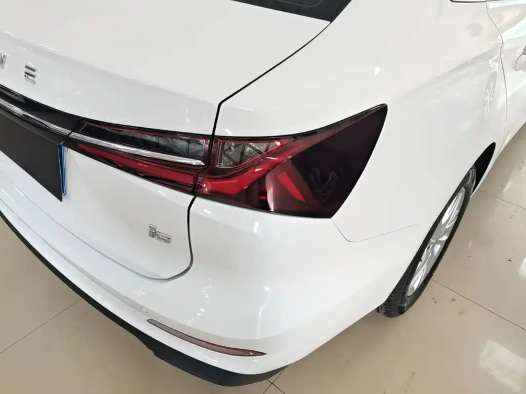 Roewe i5 2026 2026 1.5L CVT Luxury
