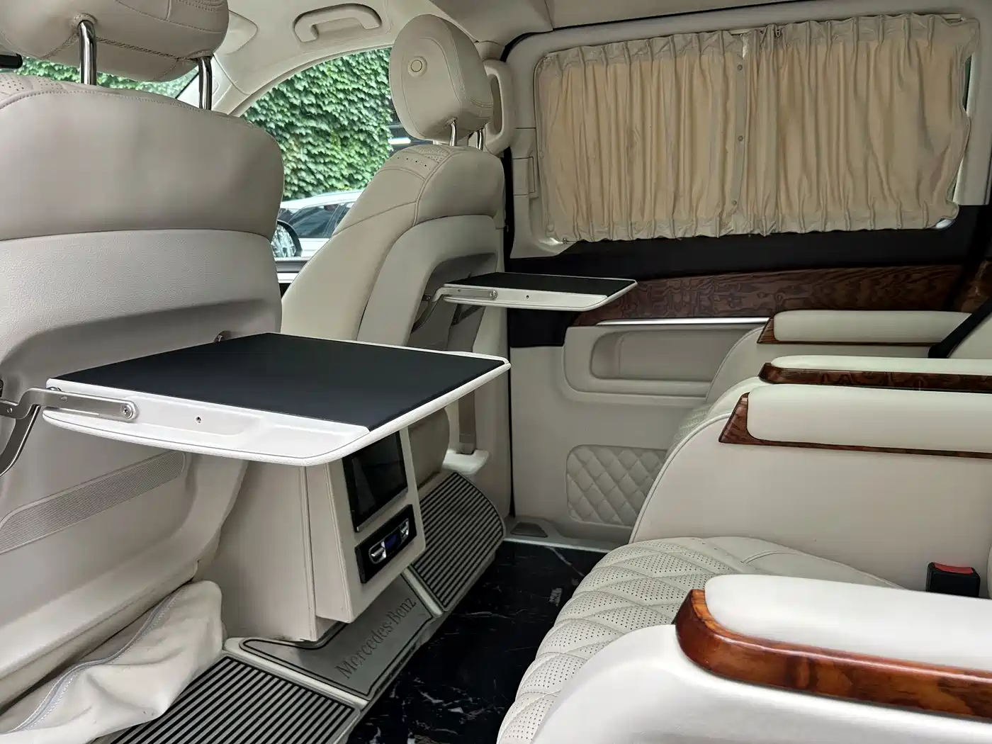 Mercedes-Benz V-Class 2021 V 260 L Long Wheelbase Luxury Edition фото 22