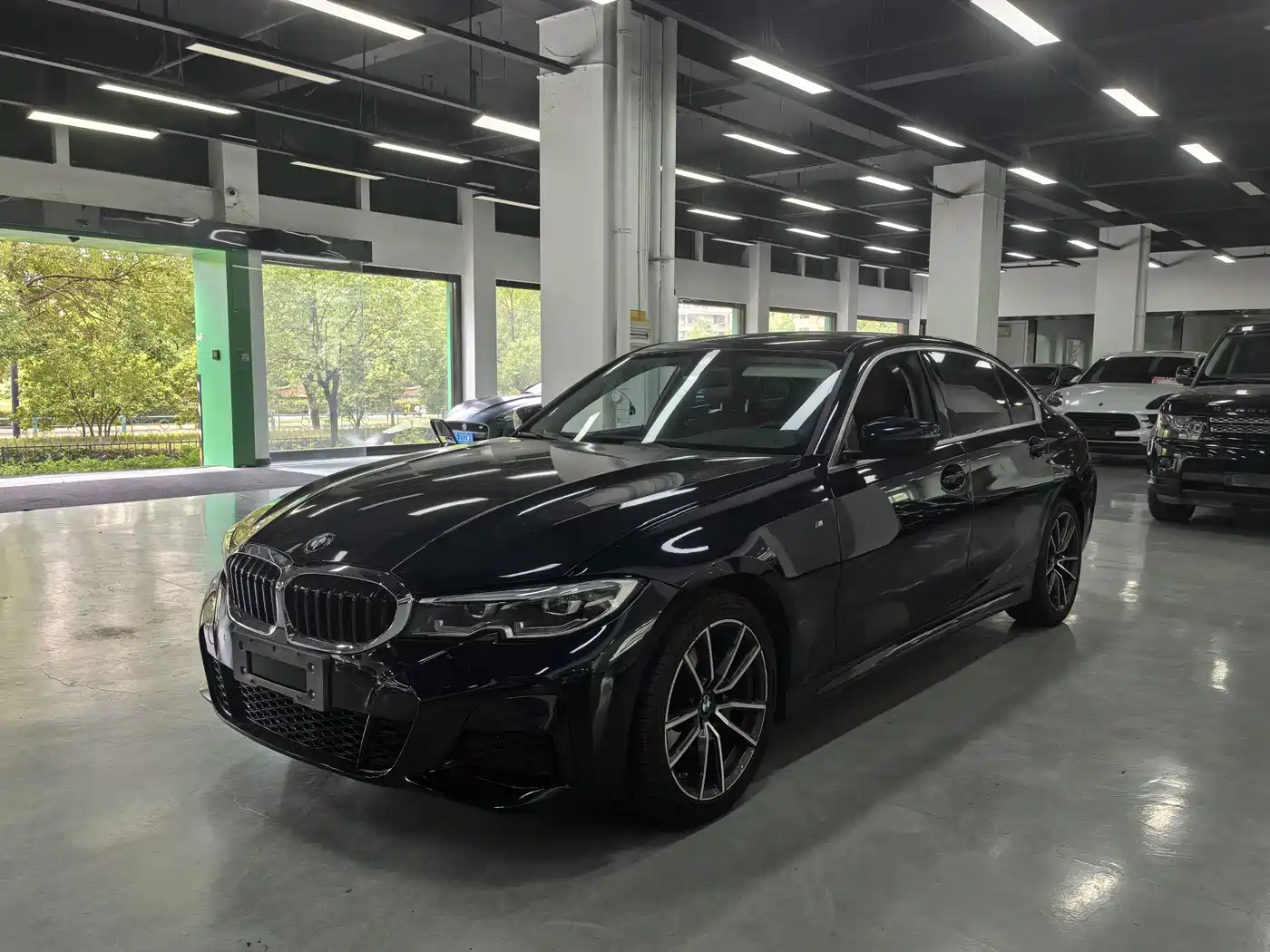 Фото 1 - BMW 3 Series