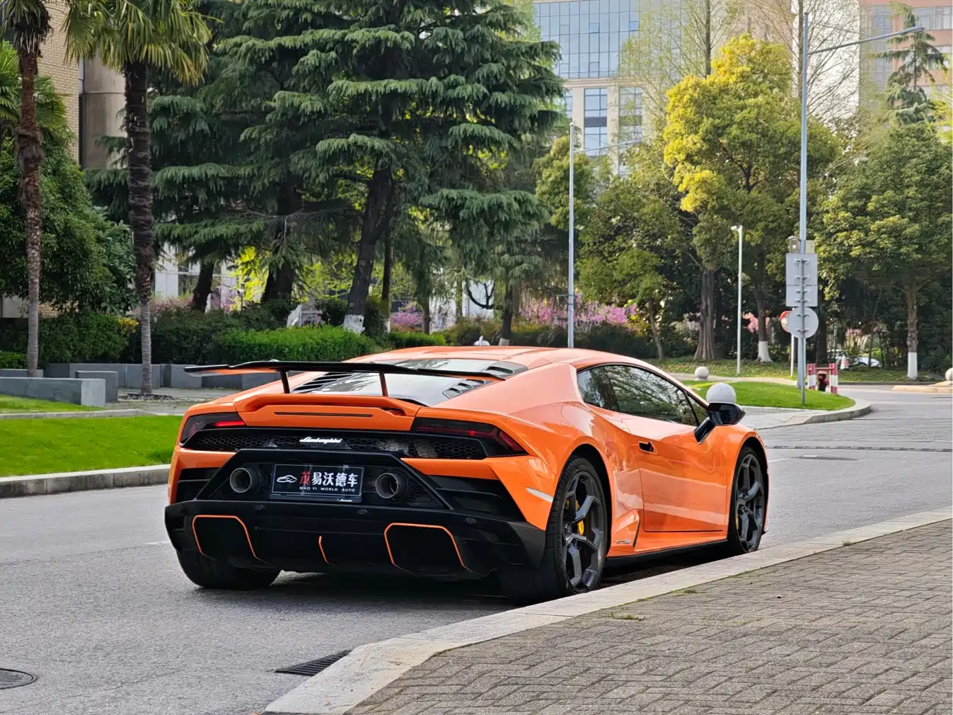 Lamborghini Huracán 2020 Huracán EVO RWD фото 6