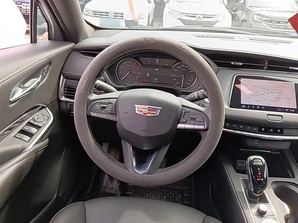 Cadillac XT4 2021 28T FWD Technology Edition фото 11