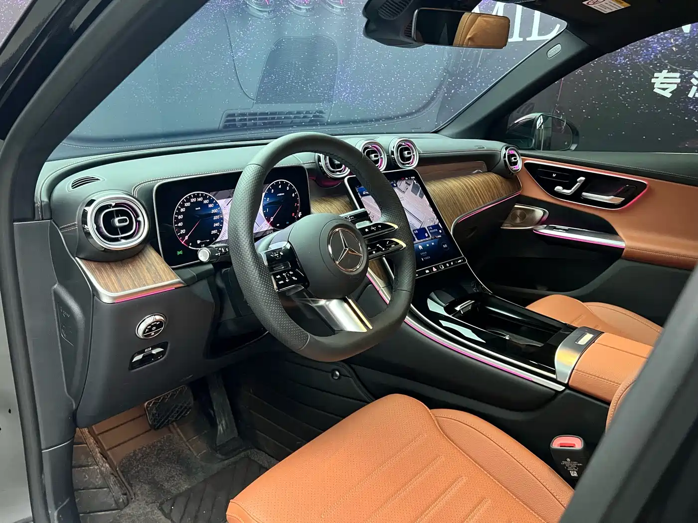 Фото 10 - Mercedes-Benz GLC
