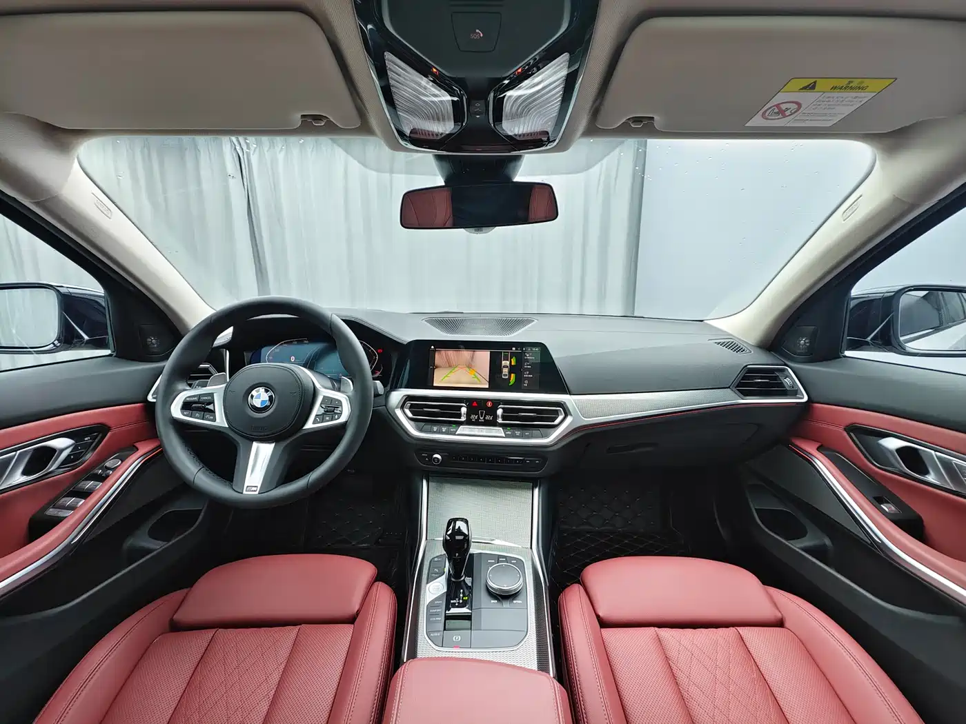 BMW 3 Series 2022 325i M Sport Shadow Edition фото 13