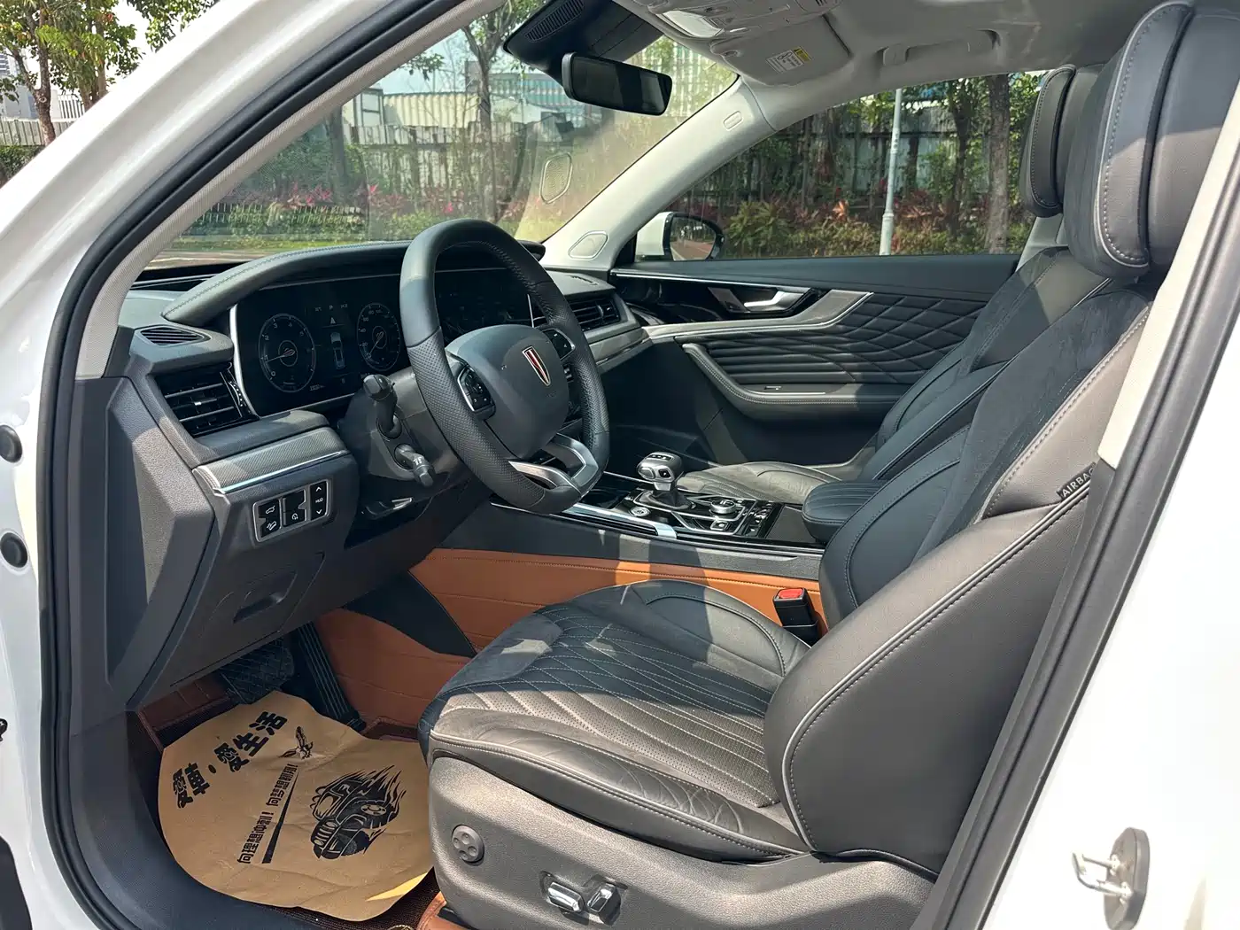 Hongqi HS5 2022 2.0T Smart Connect Premium Edition фото 7