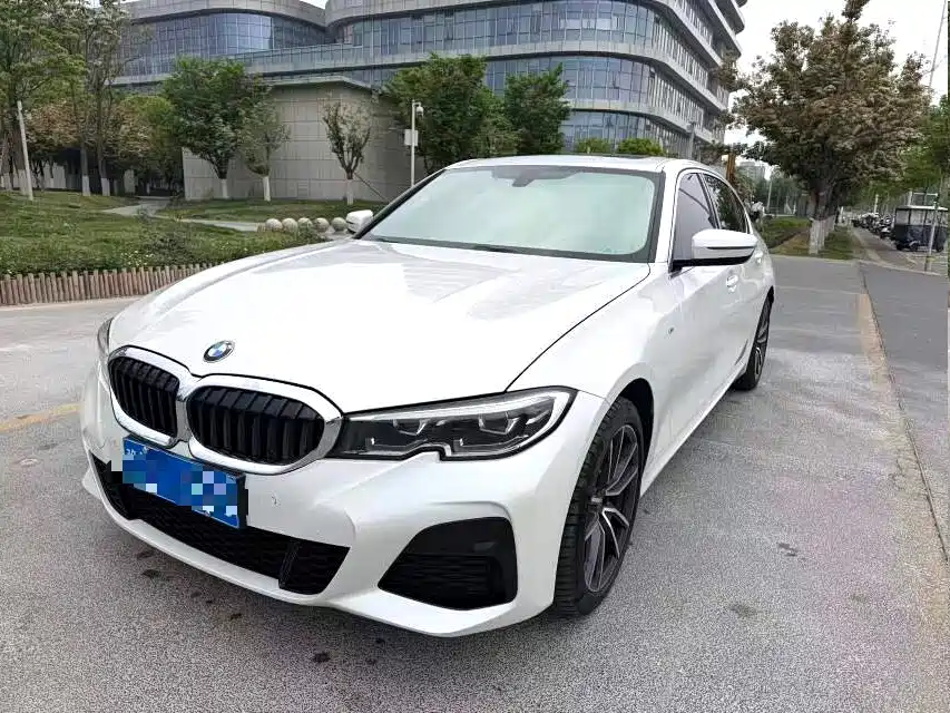 BMW 3 Series 2022 320Li M Sport Package фото 2