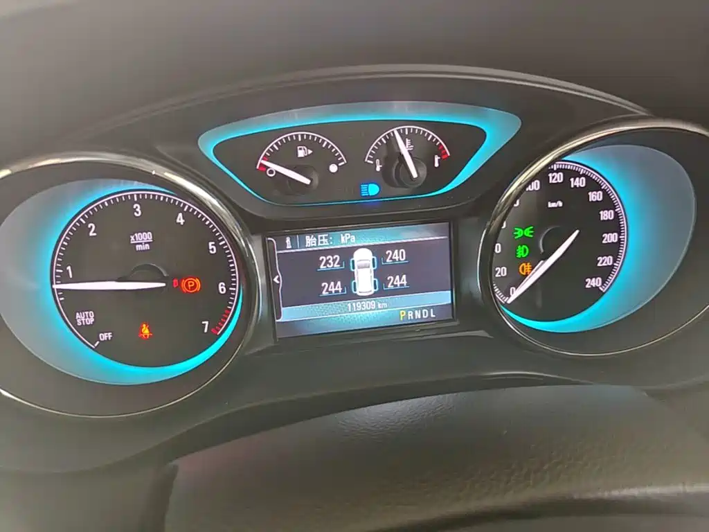 Photo 12 - Buick Envision Plus