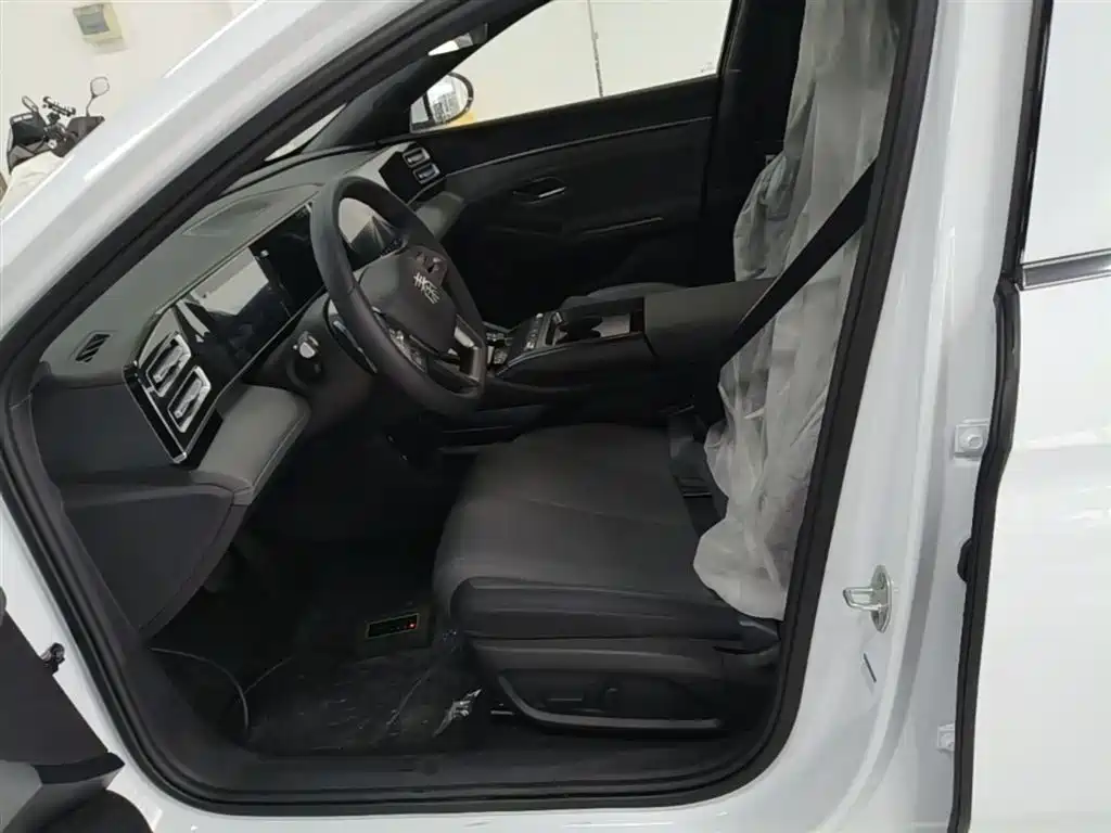 BYD Qin L 2026 Model DM-i Smart Drive Edition 128KM Pioneer фото 15