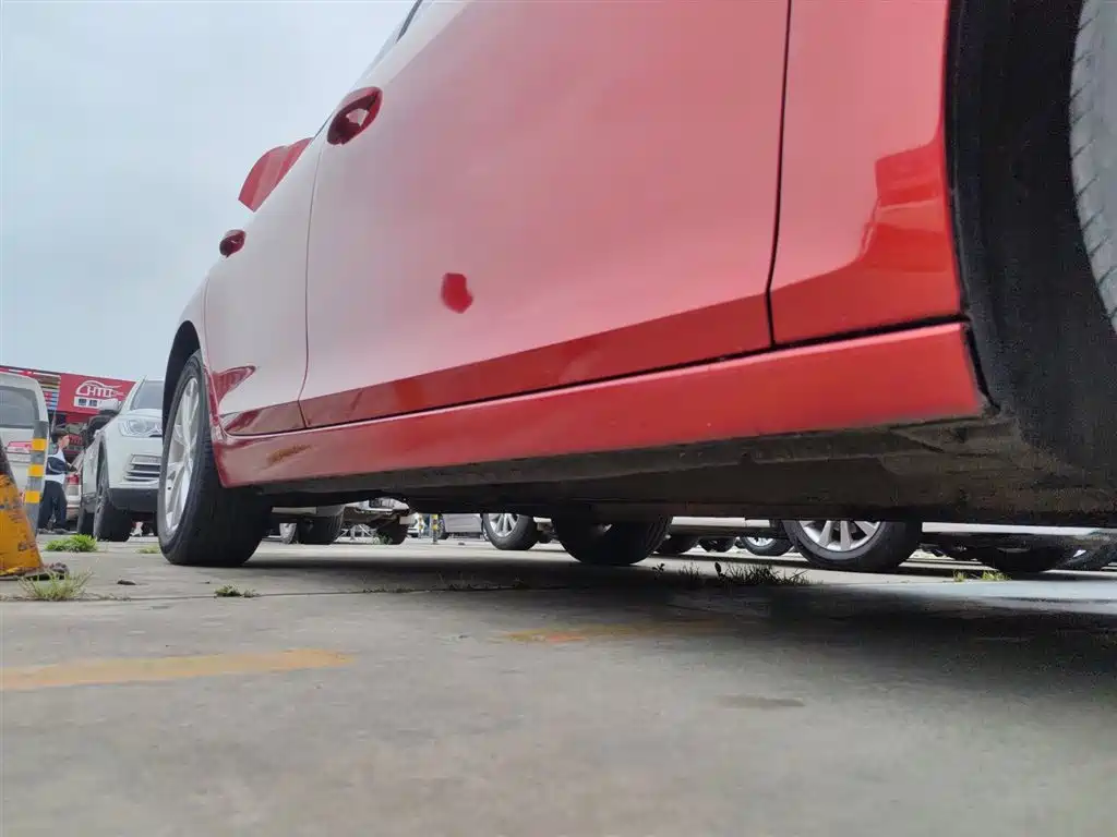 Chevrolet Malibu 2014 2.0L Automatic Luxury фото 21